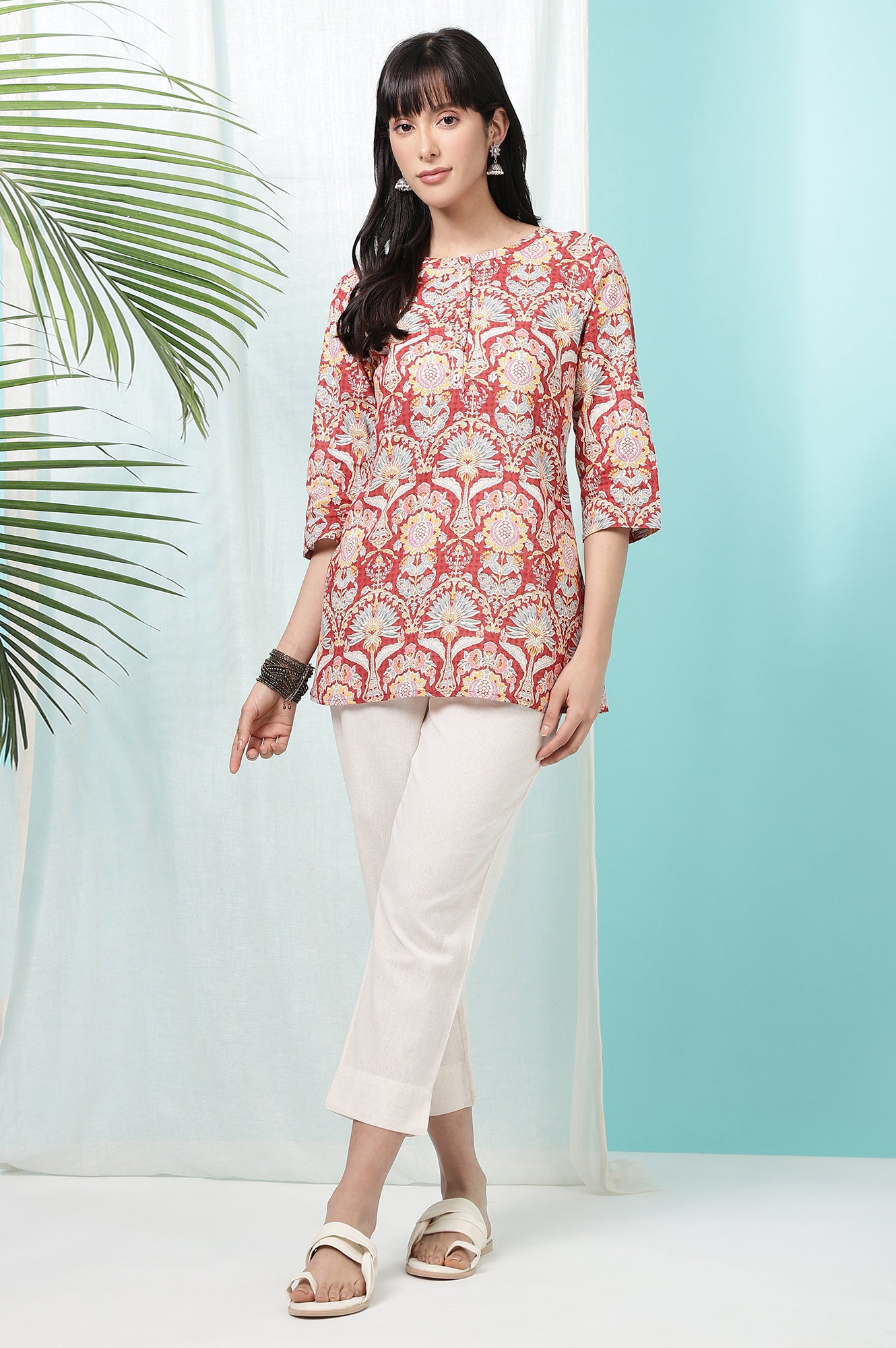 Red Floral Printed Cotton Slub Short Kurti