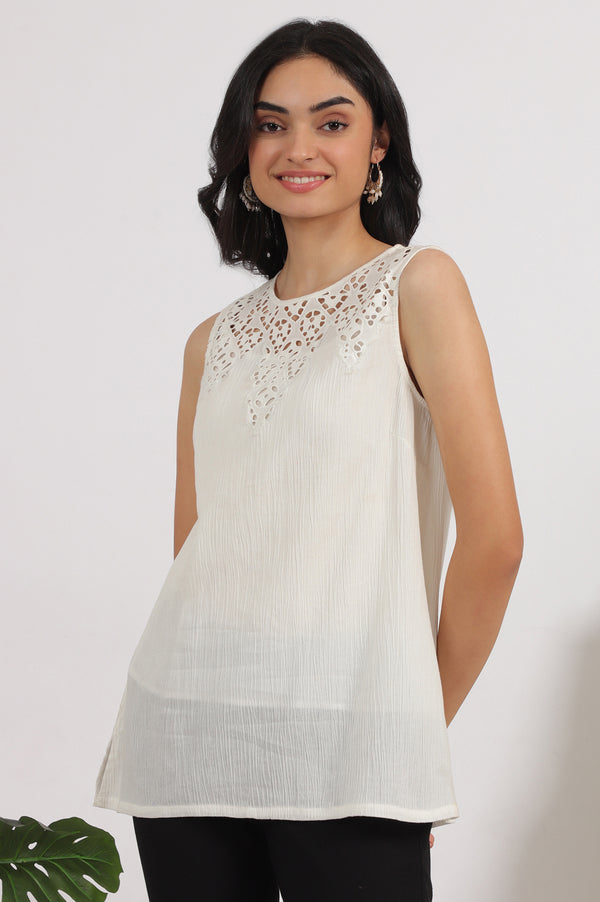 White Cotton Crinkle Top with Schiffli Detail on Neck