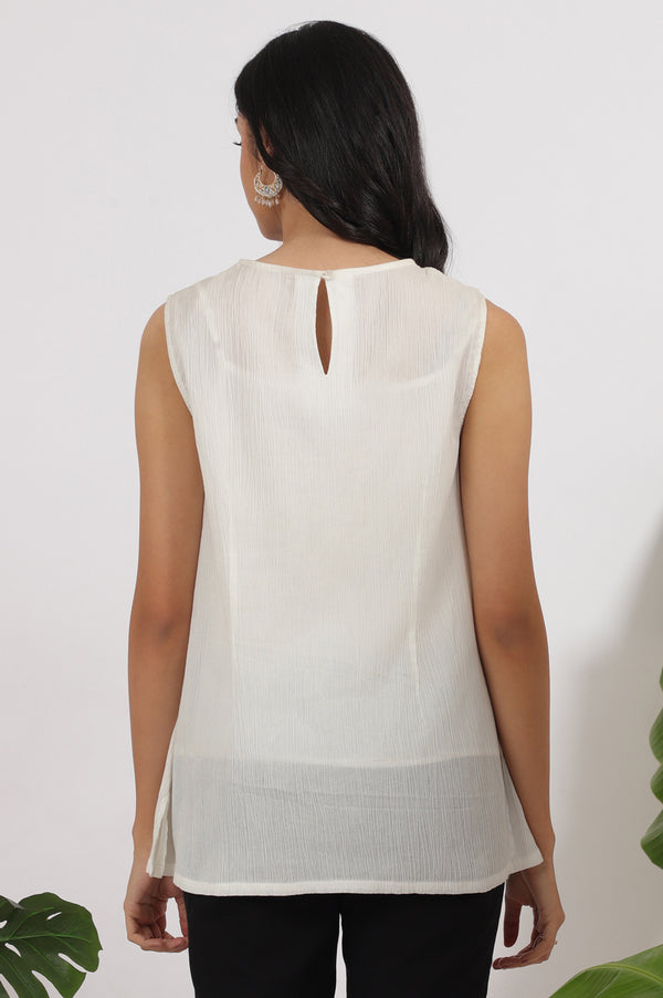 White Cotton Crinkle Top with Schiffli Detail on Neck