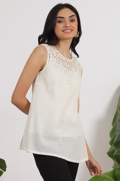 White Cotton Crinkle Top with Schiffli Detail on Neck