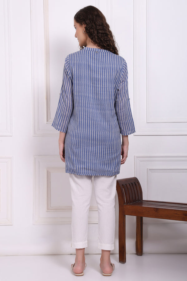 Blue Embroidered Printed Thread Embroidered Pure Cotton Tops