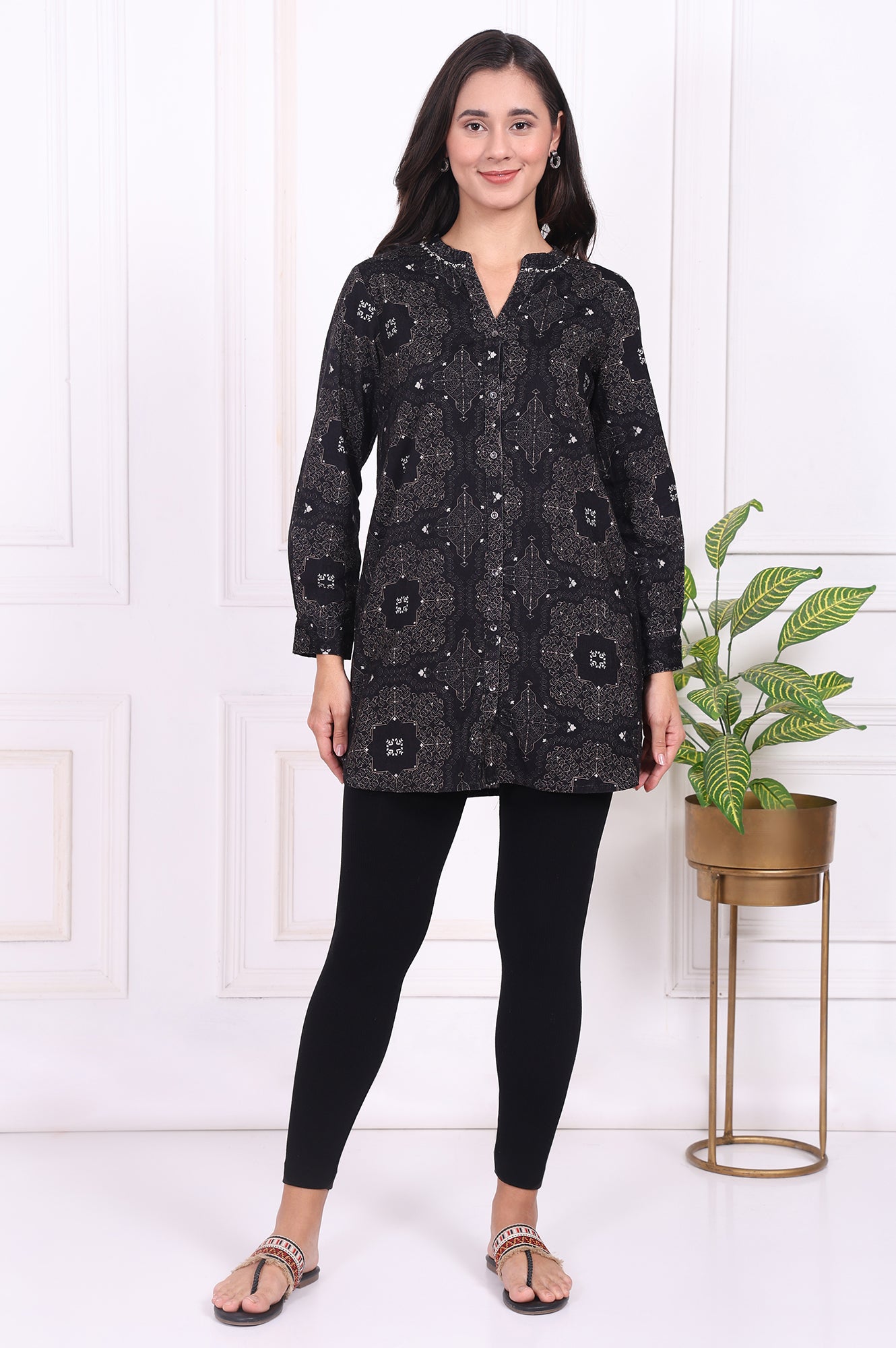 Black Geometric Printed Pure Cotton Straight Shirt