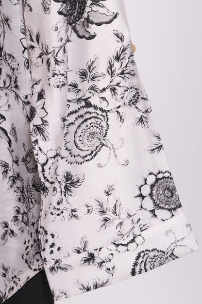 Off-White Geometric Printed Straight Shirt