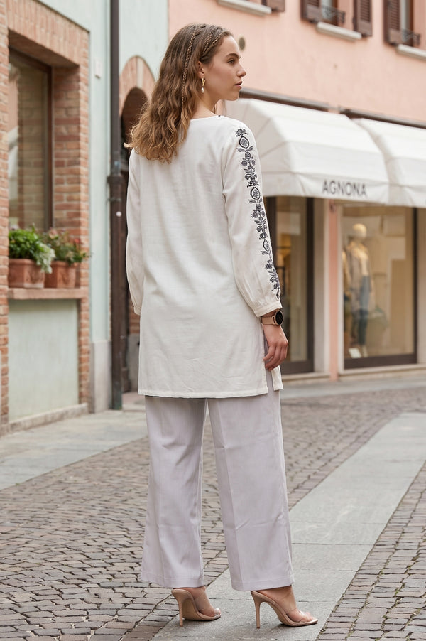 Off White Embroidered Cotton Flax Straight Top