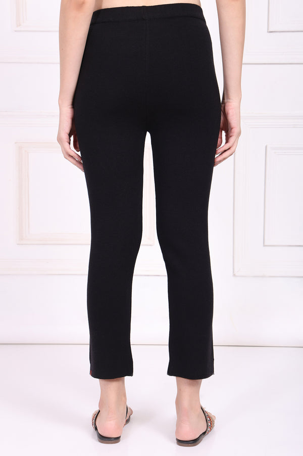 Black Solid Straight Pant