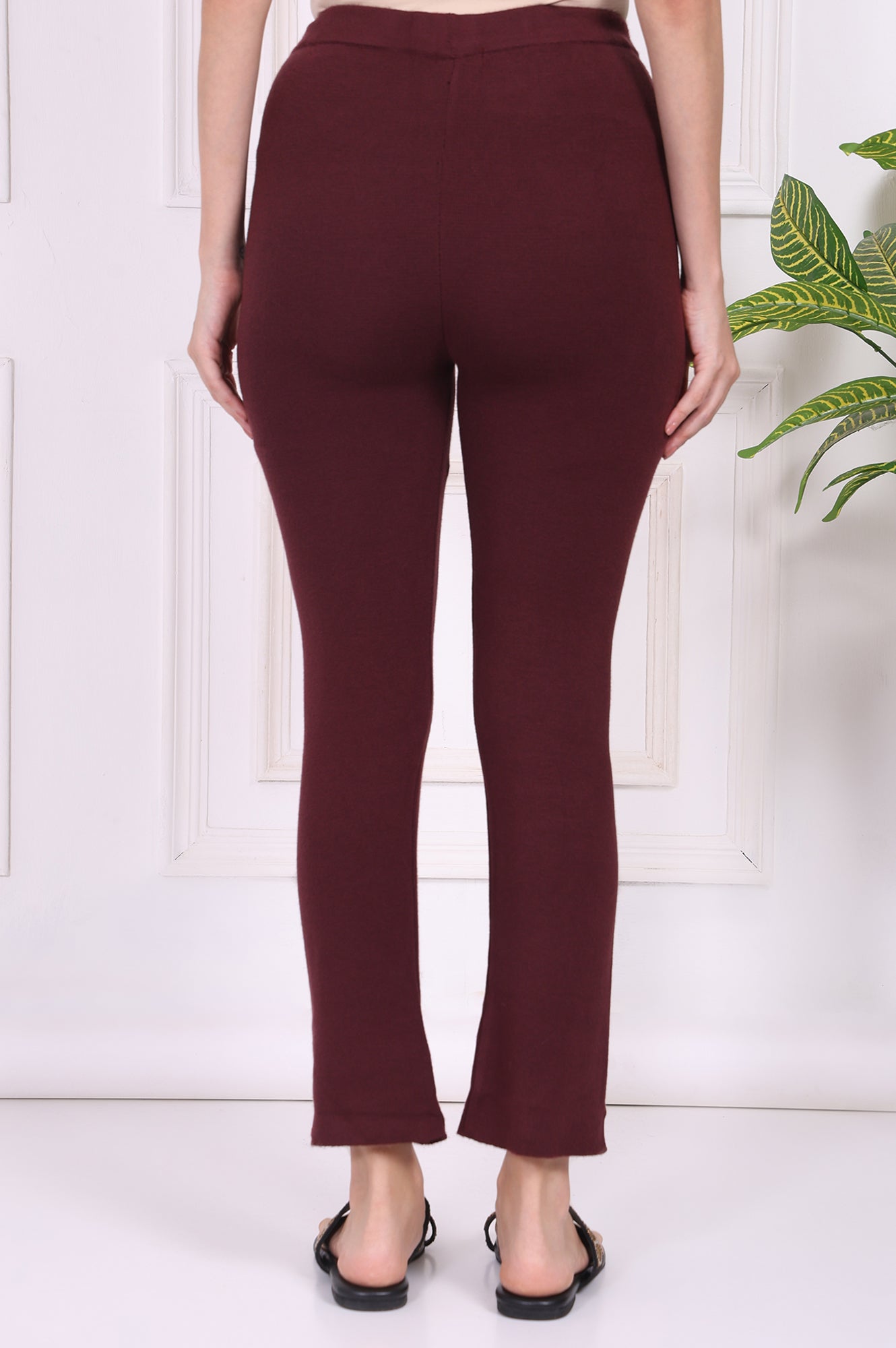 Maroon Solid Blend Ankle Length Slim Fit Straight Pants