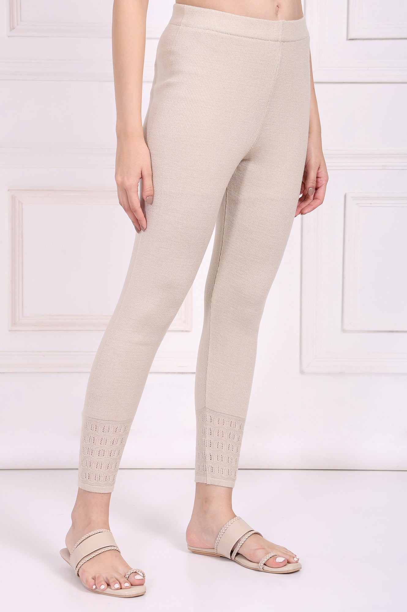 Beige Solid Acrylic Winter Legging
