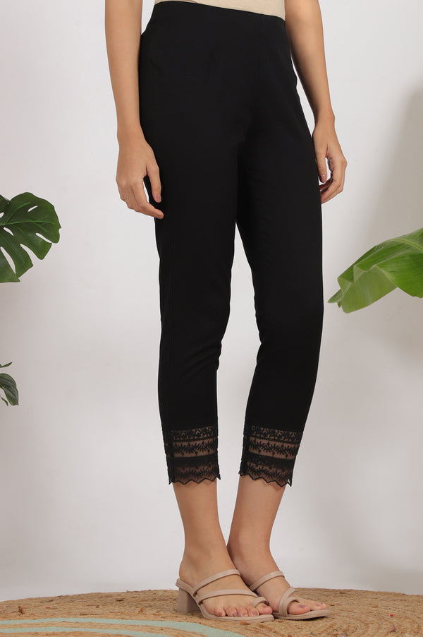 Black Solid Cotton Flax Slim Pants with Lace