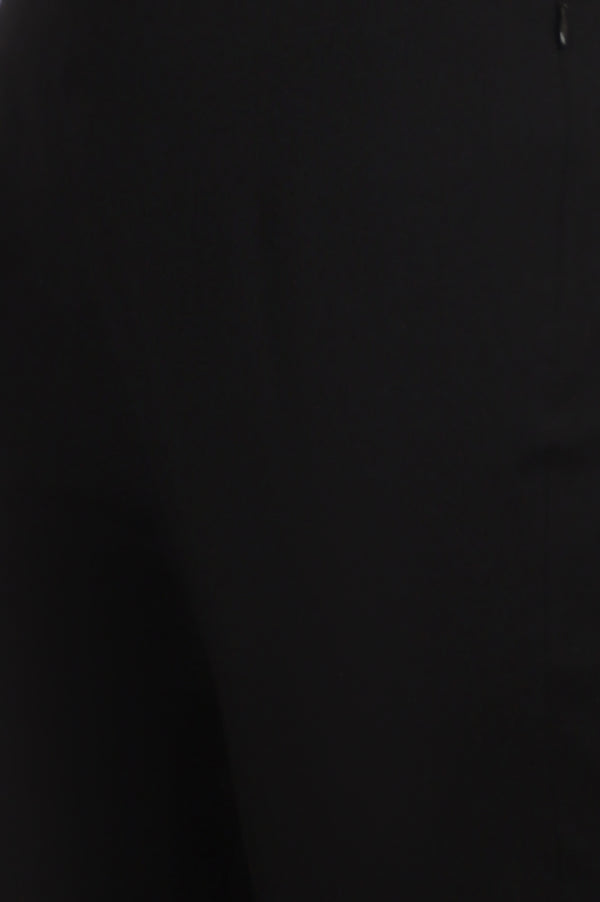 Black Solid Cotton Flax Slim Pants with Lace