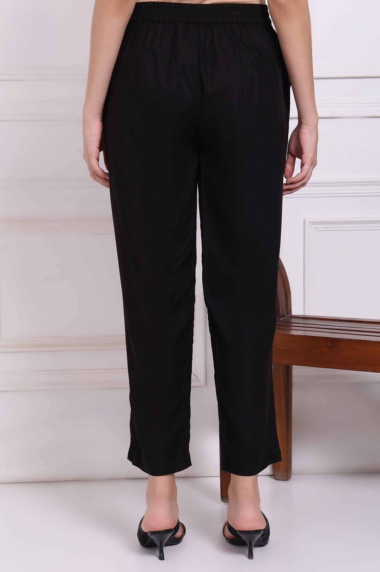 Black Solid Ankle Length Rayon Straight Pants