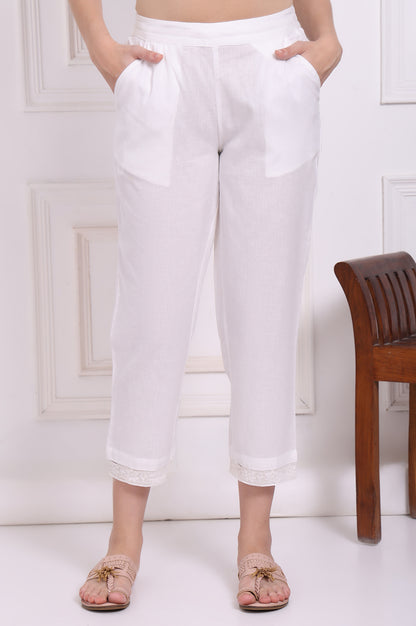 White Solid Cotton Flax Straight Pants in Mid-rise