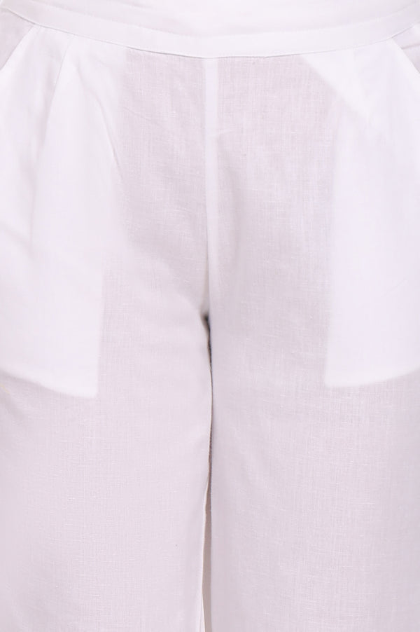 White Solid Cotton Flax Straight Pants in Mid-rise