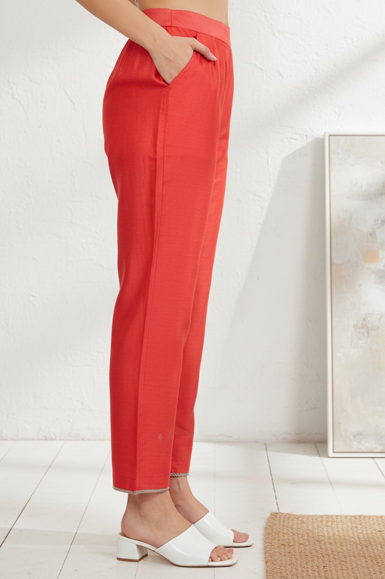 Red Solid Straight Fit Ankle Length Straight Pants