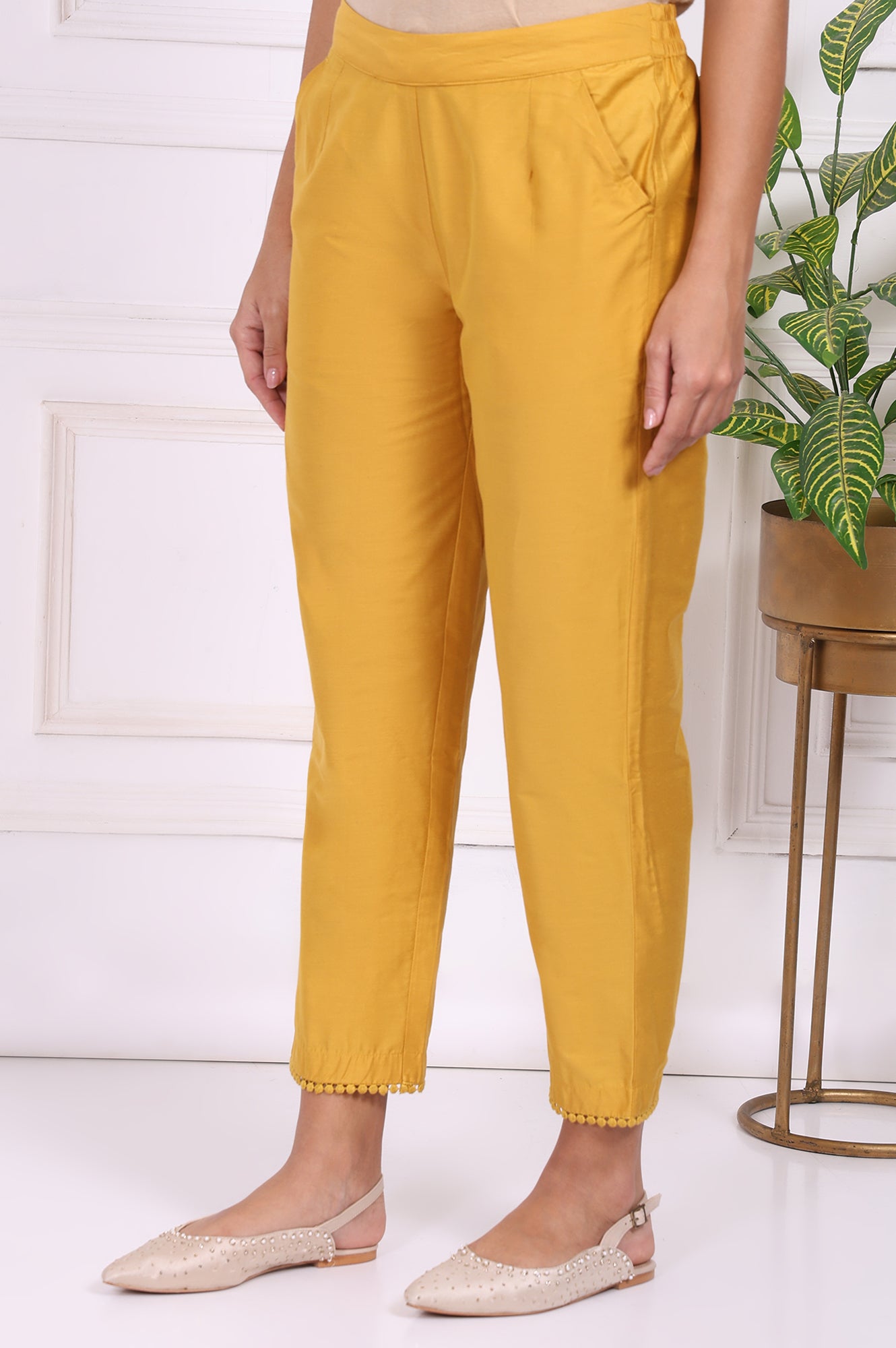 Yellow Solid Ankle Length Straight Pants