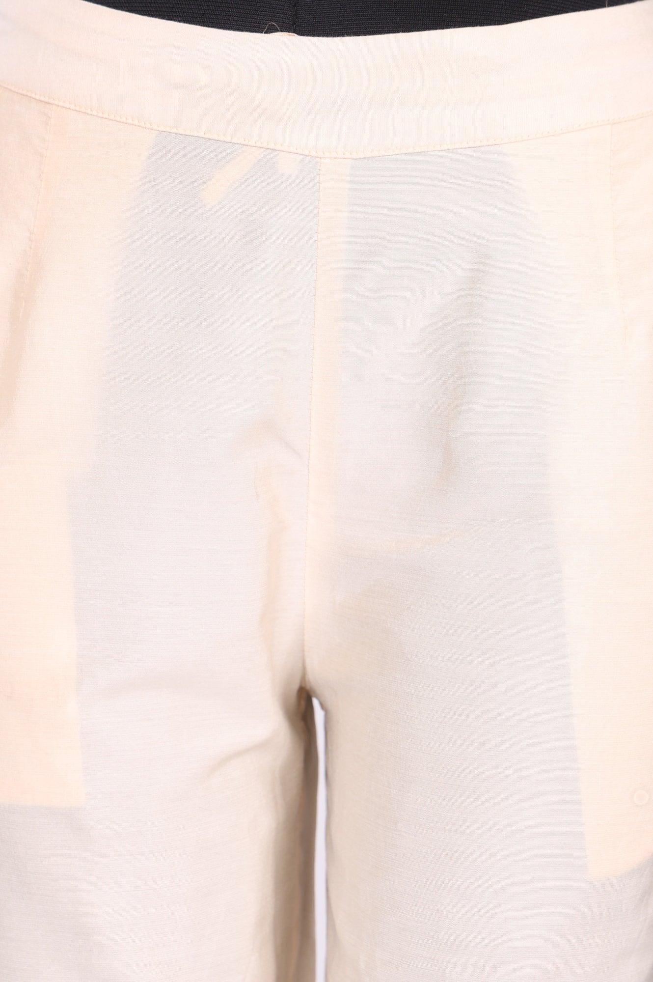 Off-White Solid Ankle Length Mid Rise Straight Pants