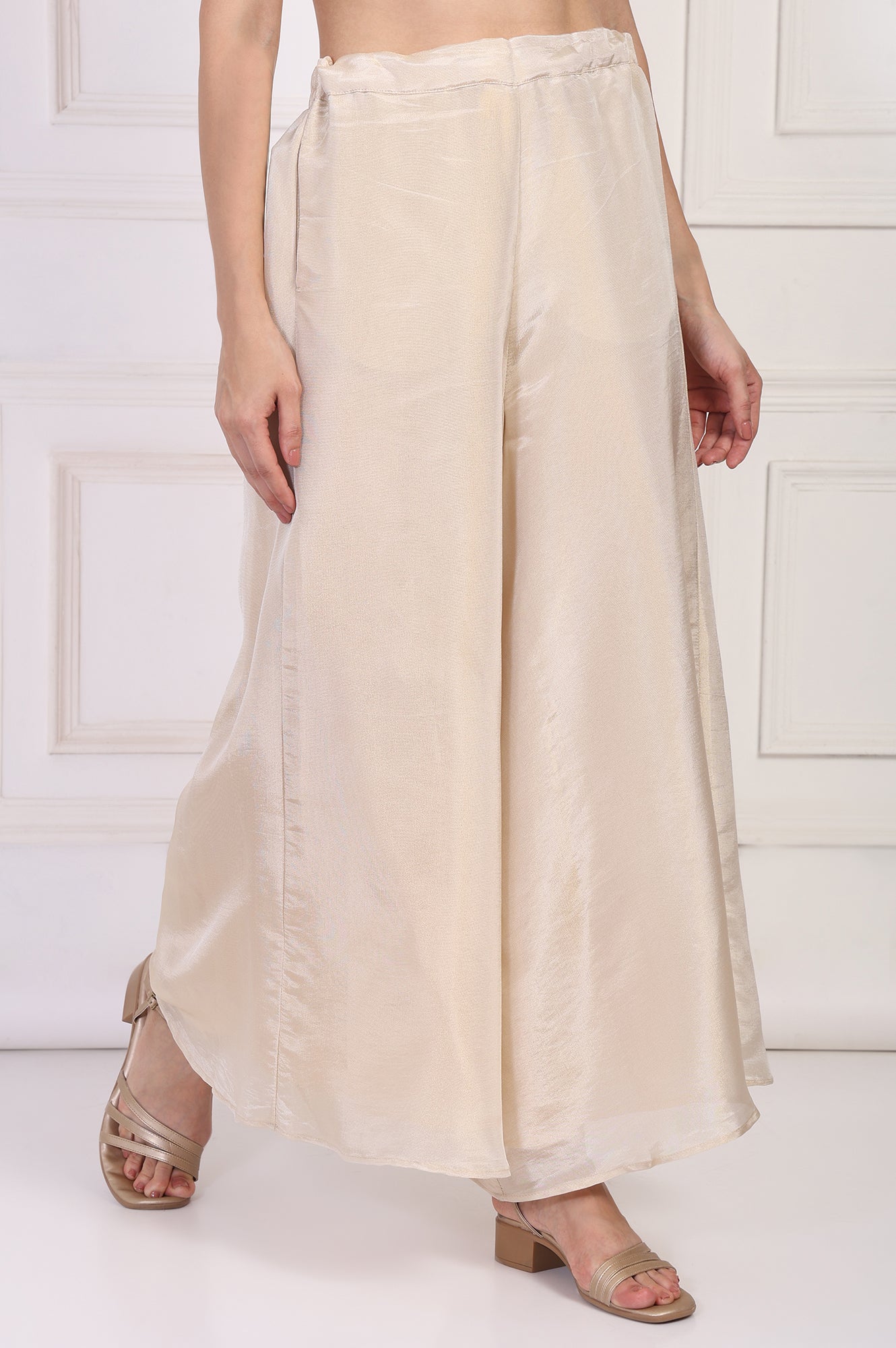 Cream Textured Flared Tissue Pant