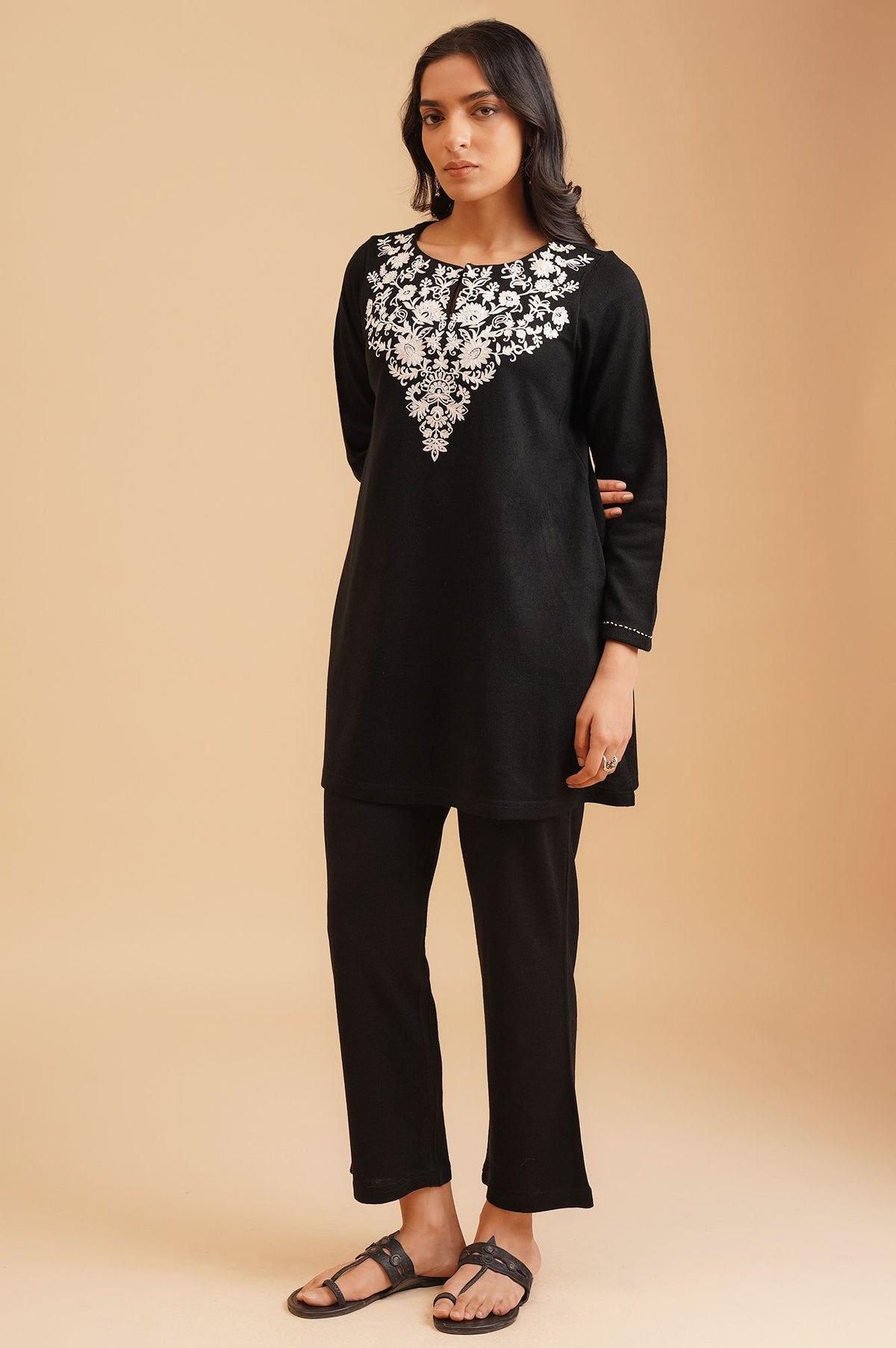 Black Winter Solid Acrylic Ankle Length Mid Rise Straight Pants