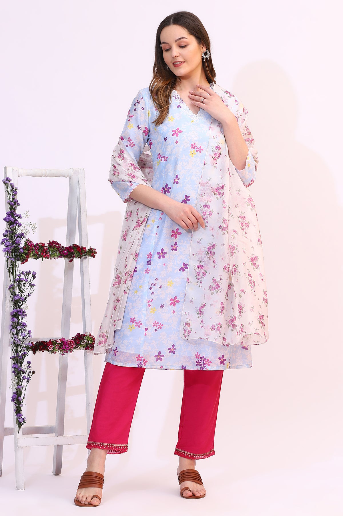White Floral Printed Organza Dupatta - Free Size