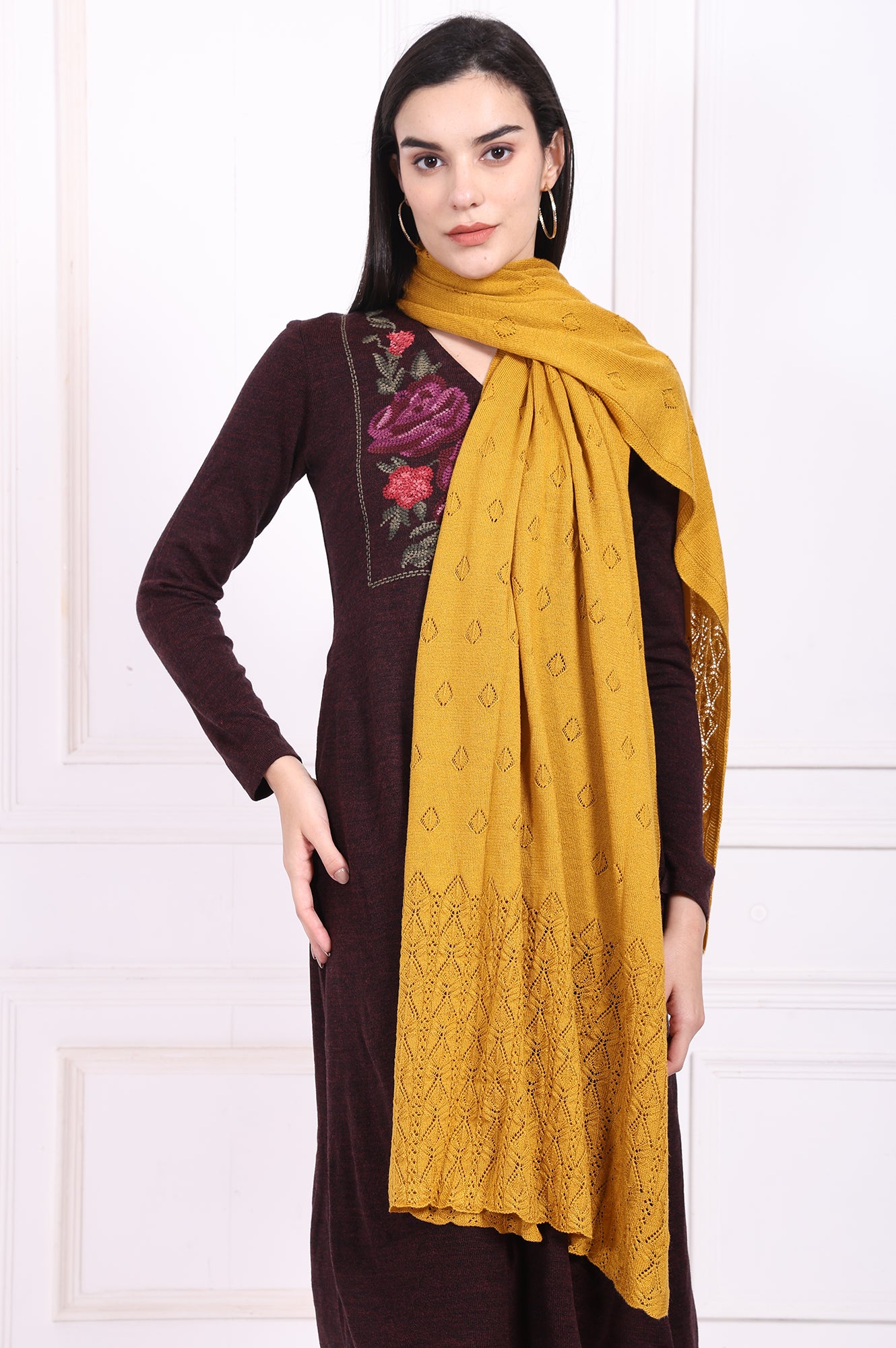 Yellow Textured Geometric Acrylic Stole