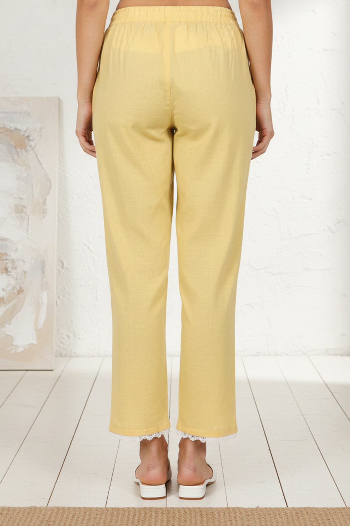 Yellow Solid Pure Cotton Ankle Length Mid Rise Straight Pants
