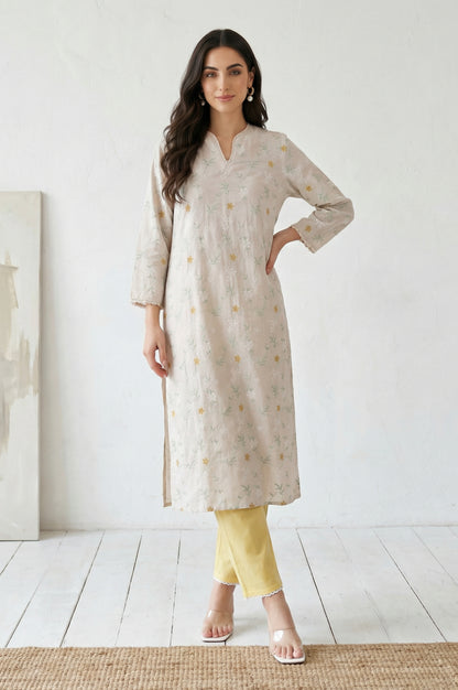 Yellow Solid Pure Cotton Ankle Length Mid Rise Straight Pants