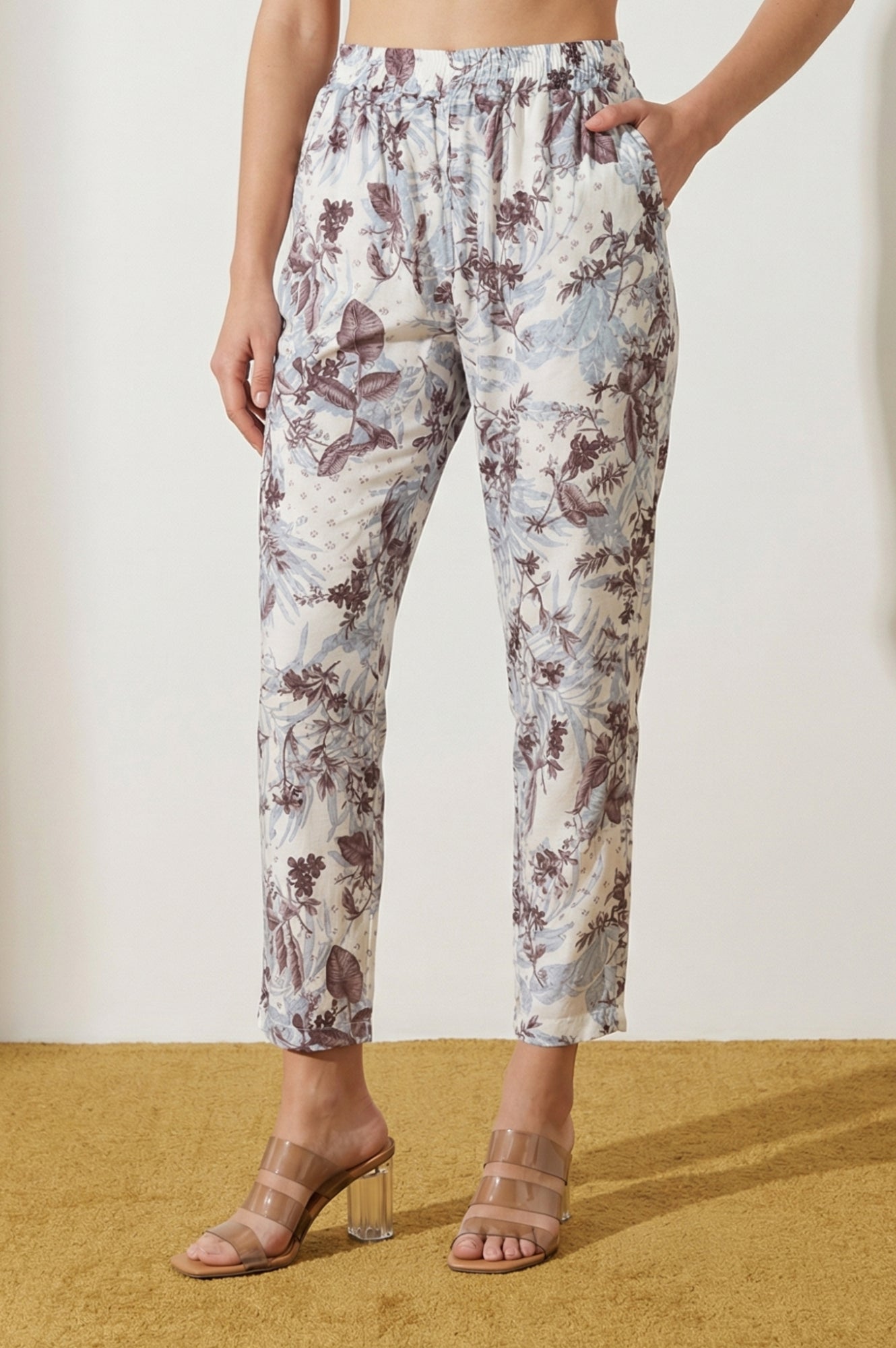 Off White Floral Printed Straight Fit Ankle Length Pants