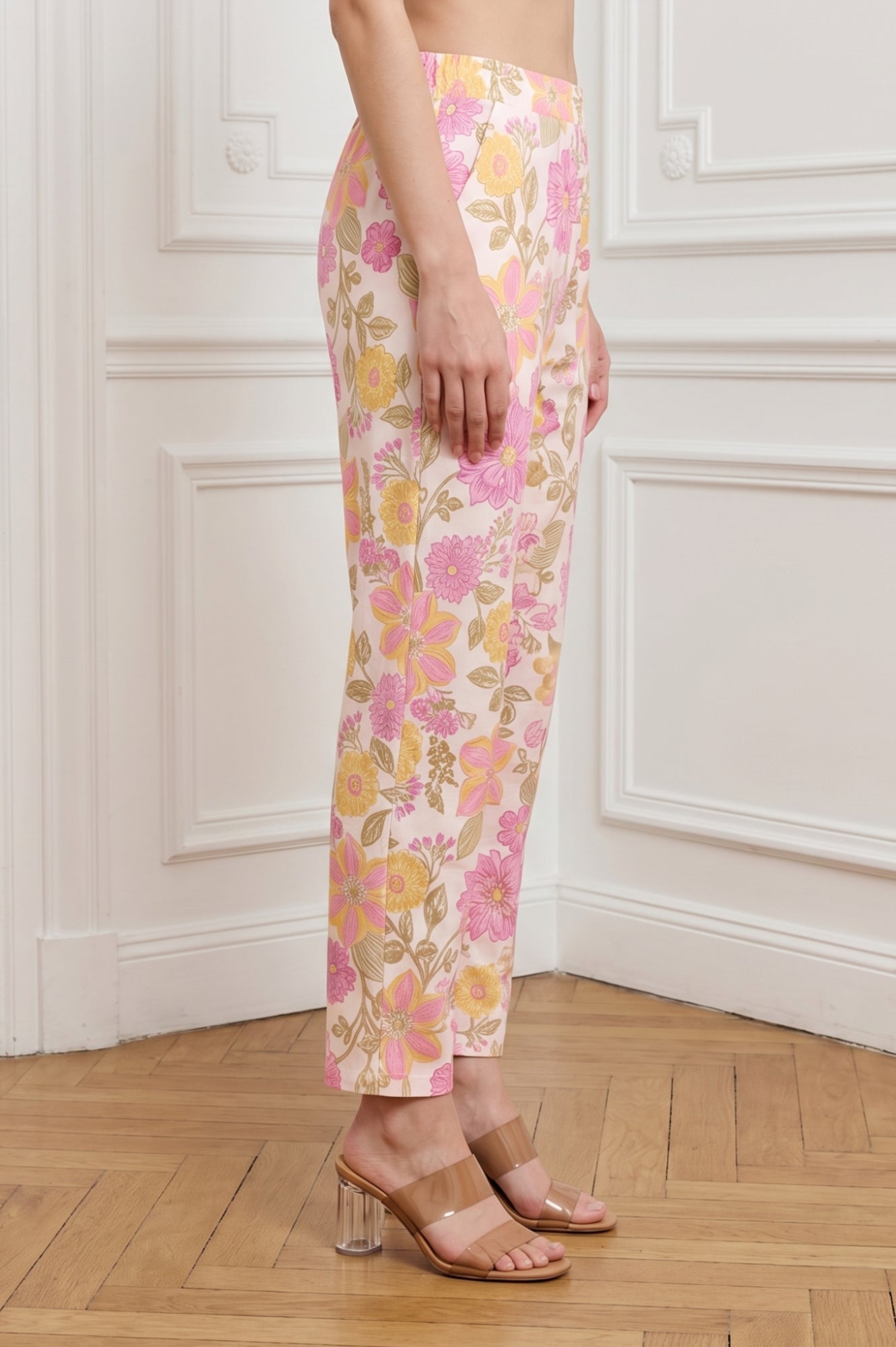 Off White Floral Printed Rayon Straight Fit Ankle Length Pants