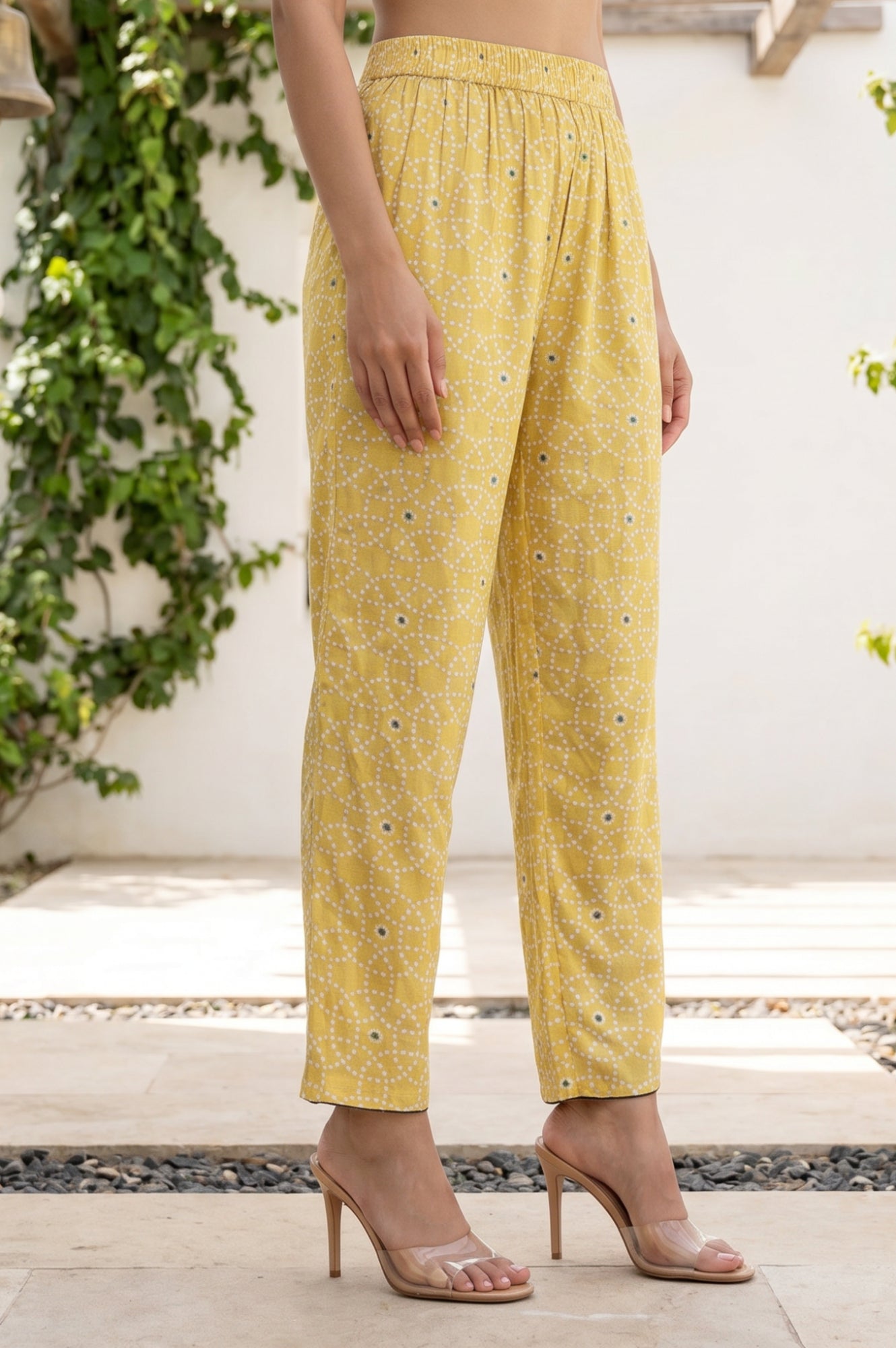 Mustard Geometric Printed Straight Fit Ankle Length Pants