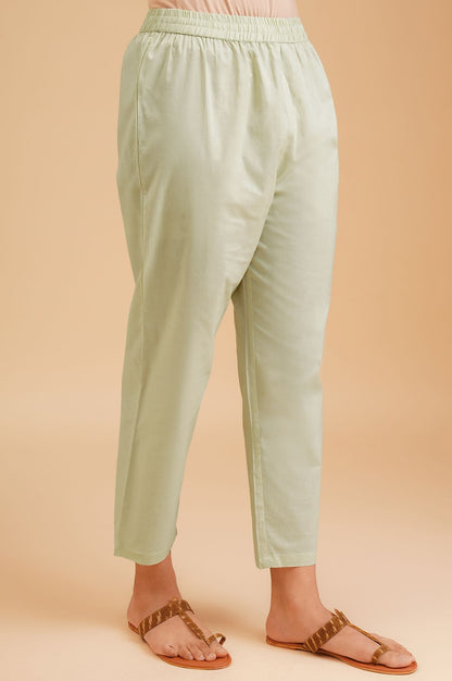 Green Solid Pure Cotton Straight Fit Ankle Length Mid Rise Straight Pant