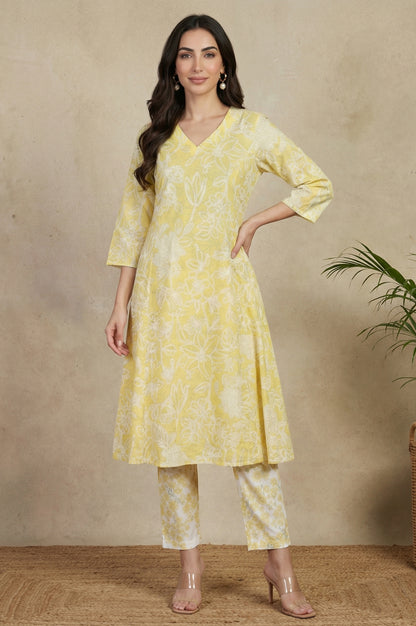 Yellow Floral Printed Pure Cotton Ankle Length Straight Pants