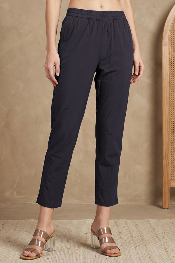 Black Solid Rayon Straight Fit Ankle Length Pants
