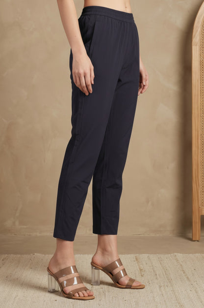 Black Solid Rayon Straight Fit Ankle Length Pants