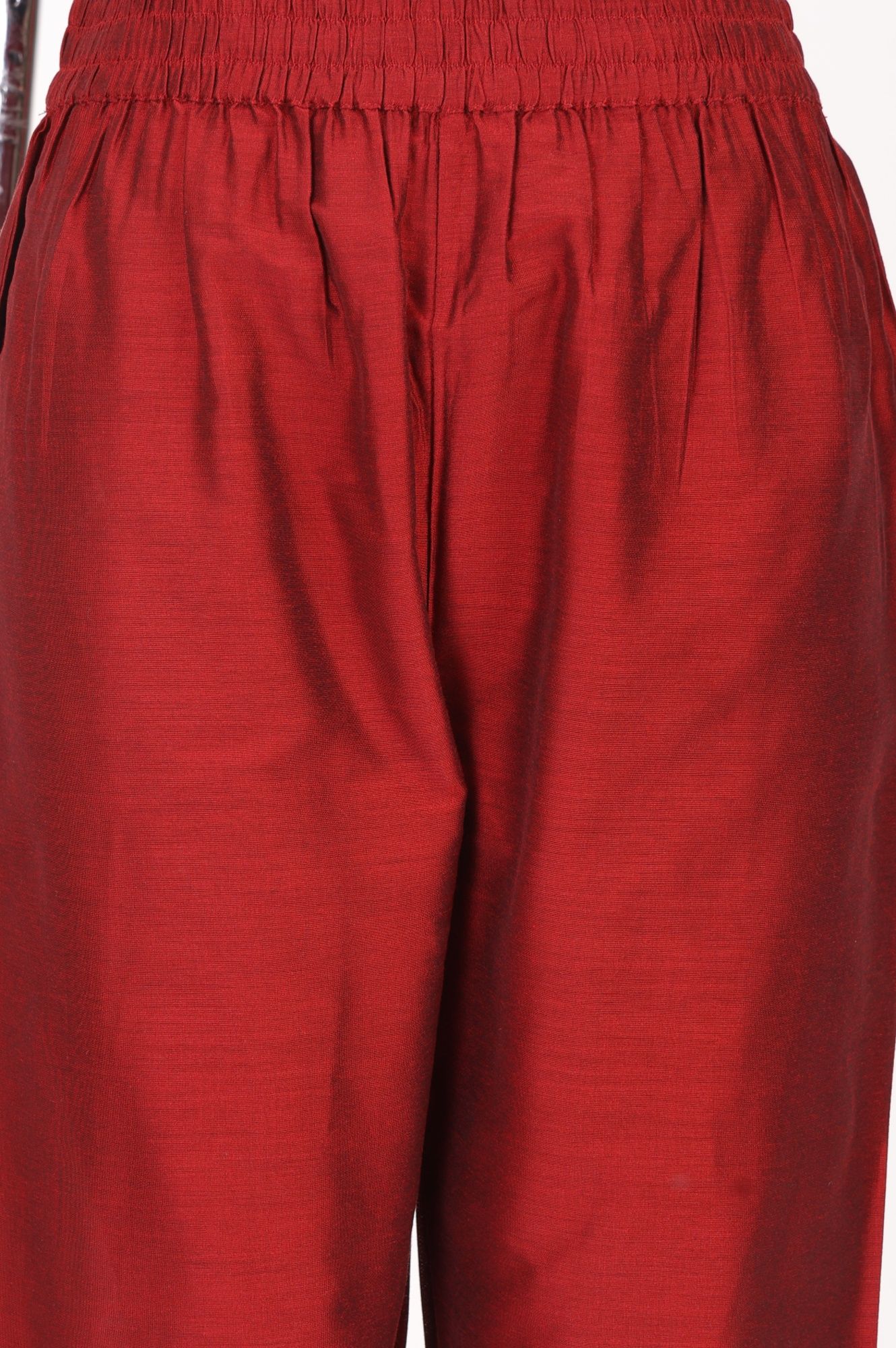 Red Solid Chanderi Straight Fit Ankle Lengt Straight Pants