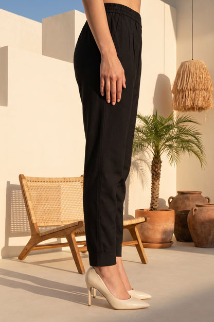 Black Solid Buttons Straight Fit Ankle Length Mid Rise Pants