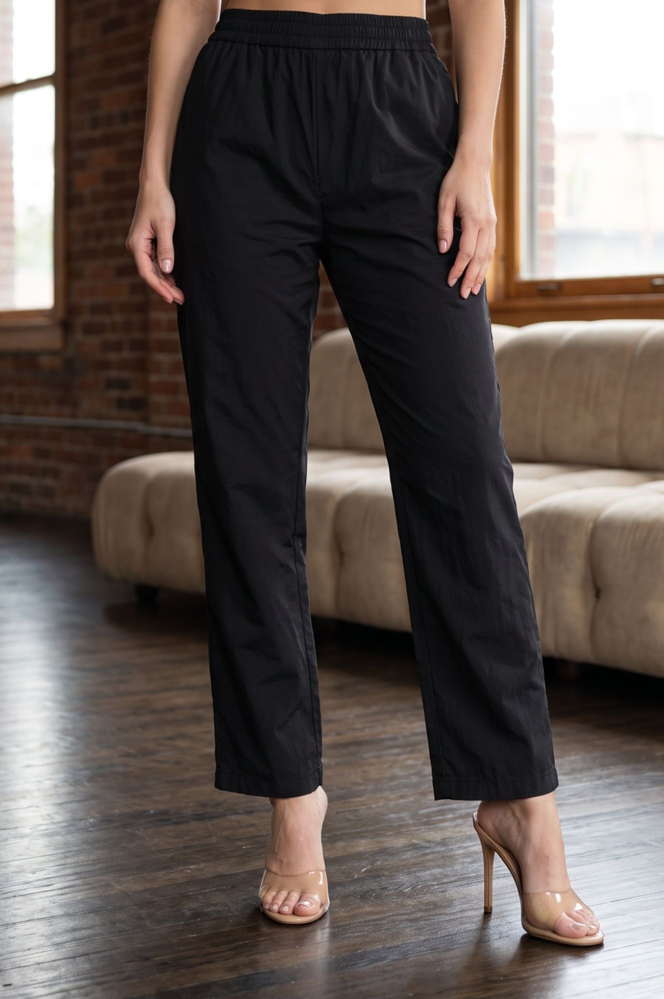 Black Solid Pure Cotton Straight Fit Ankle Length Pants