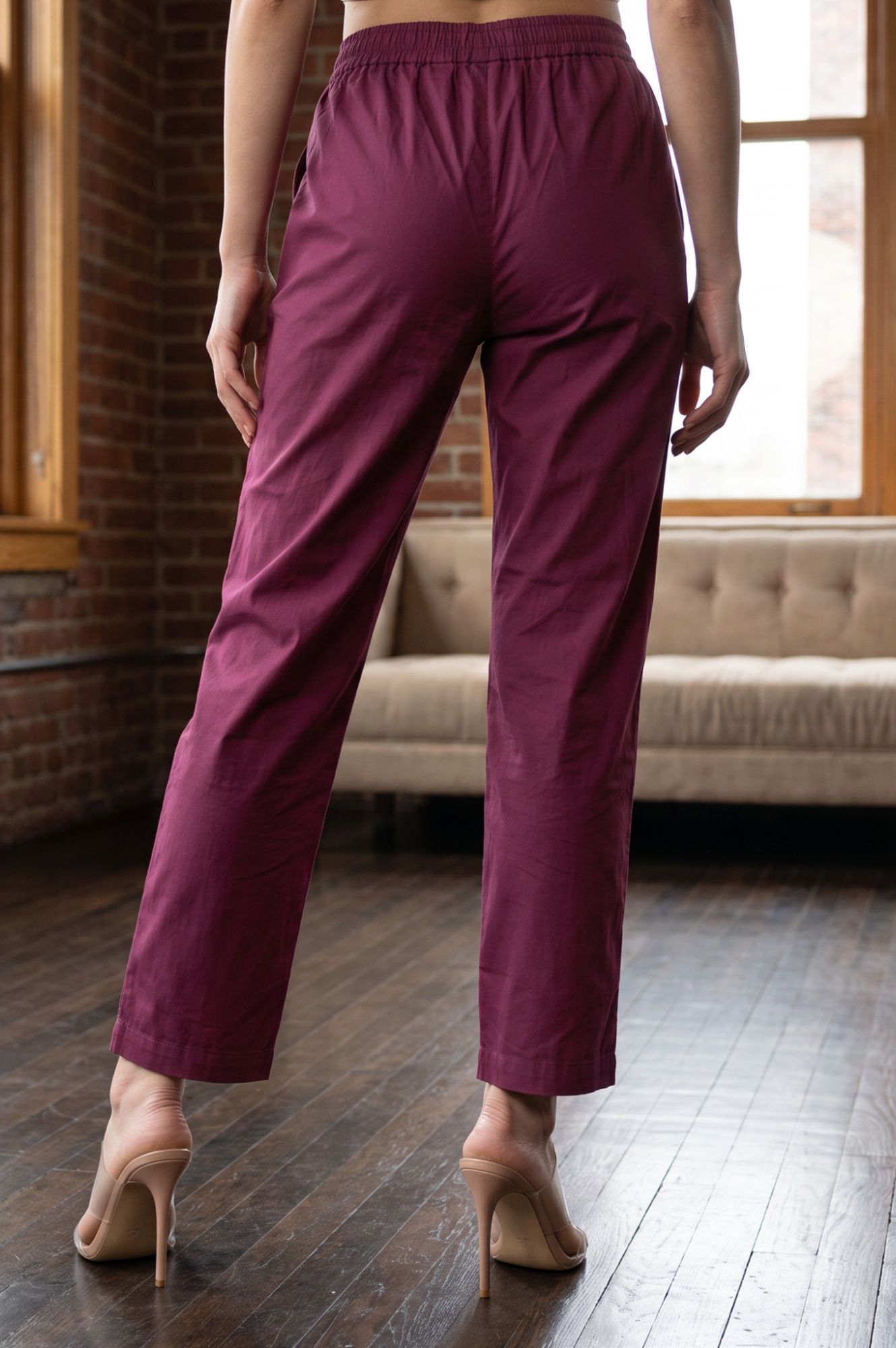 Purple Solid Pure Cotton Straight Fit Ankle Length Straight Pants