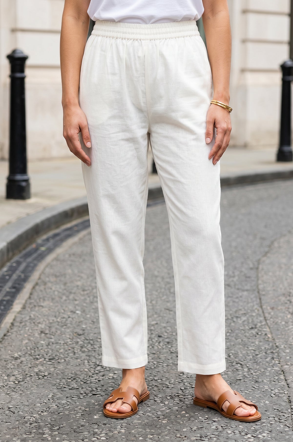Off White Cotton Flax Mid Rise Straight Pants - XS