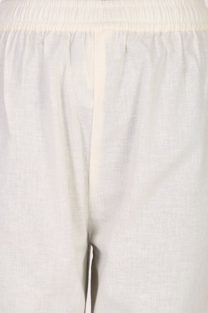 Off White Buttons Solid Straight Fit Ankle Length Mid Rise Pants