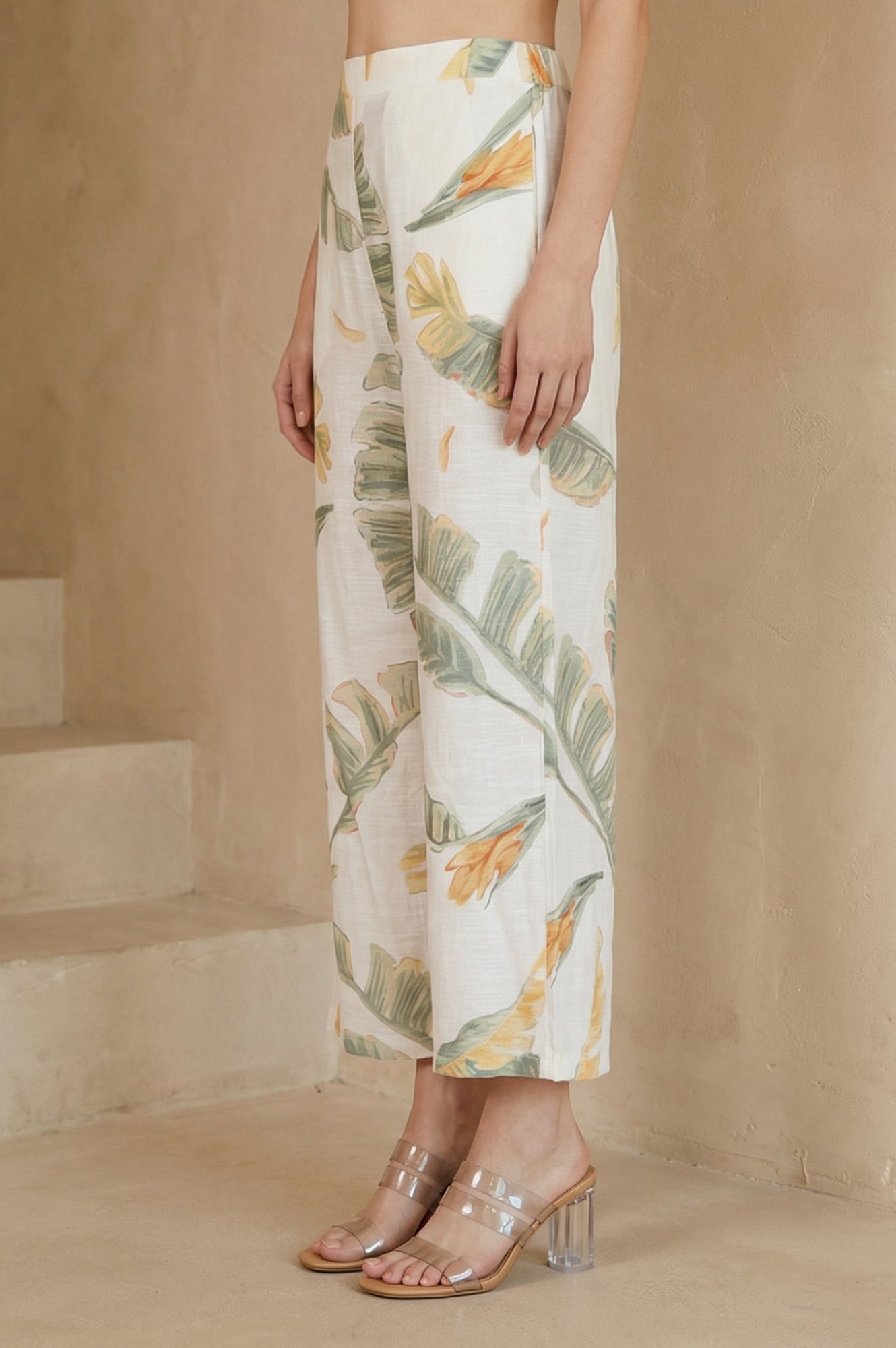 White Tropical Floral Printed Wide Leg Ankle Length Parallel Pants
