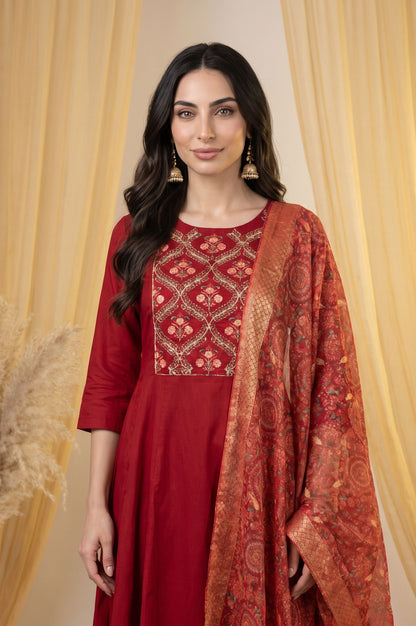 Maroon Zari Paisley Printed Dupatta