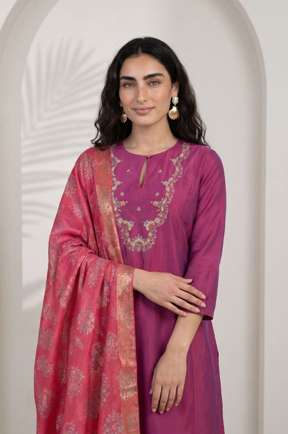 Pink Floral Printed Zari Jacquard Dupatta
