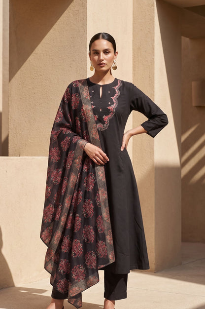 Black Floral Printed Zari Jacquard Dupatta