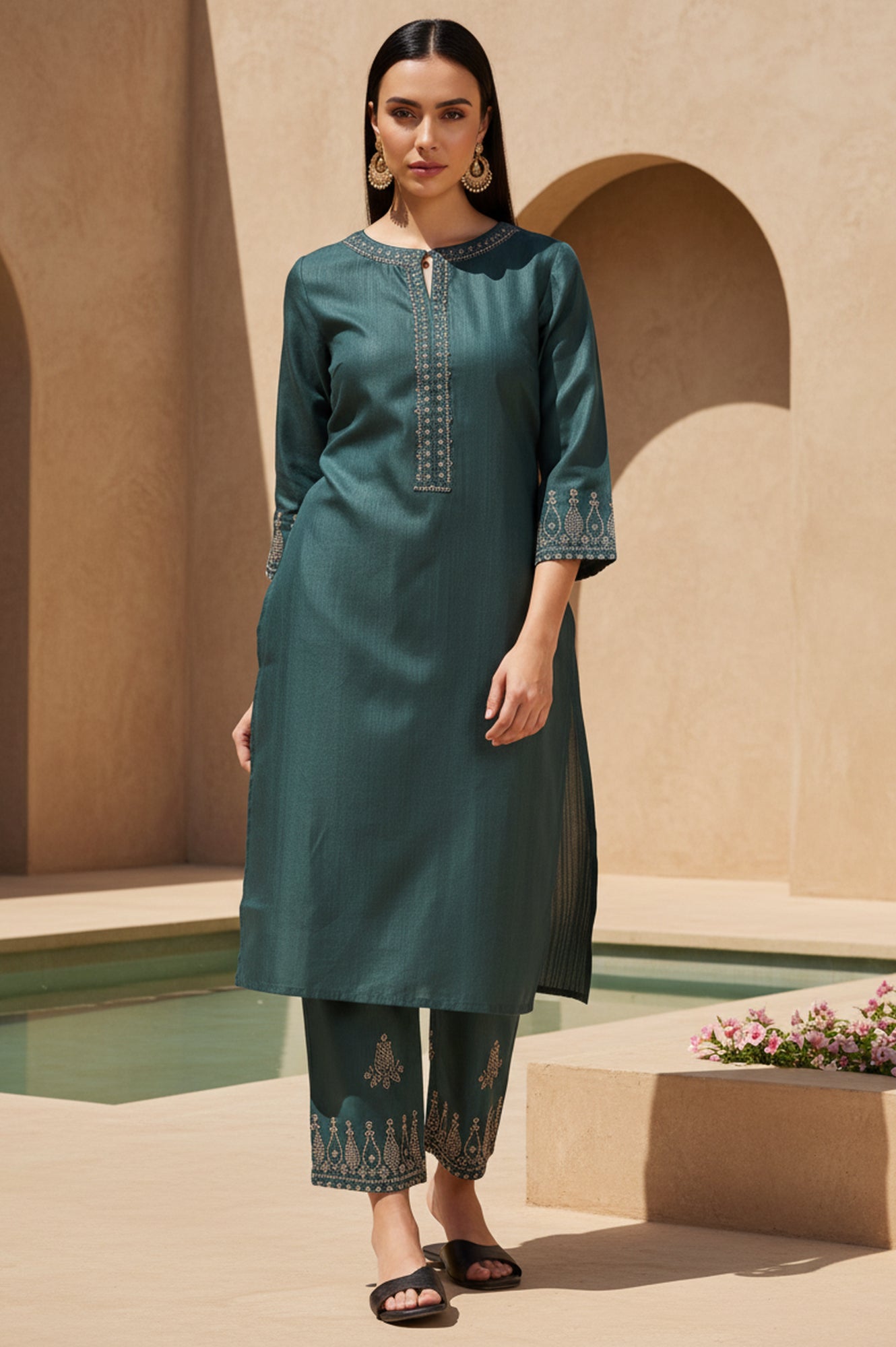 Green Mukaish Embellished Straight Kurta and Straight Pants Co-ord Set