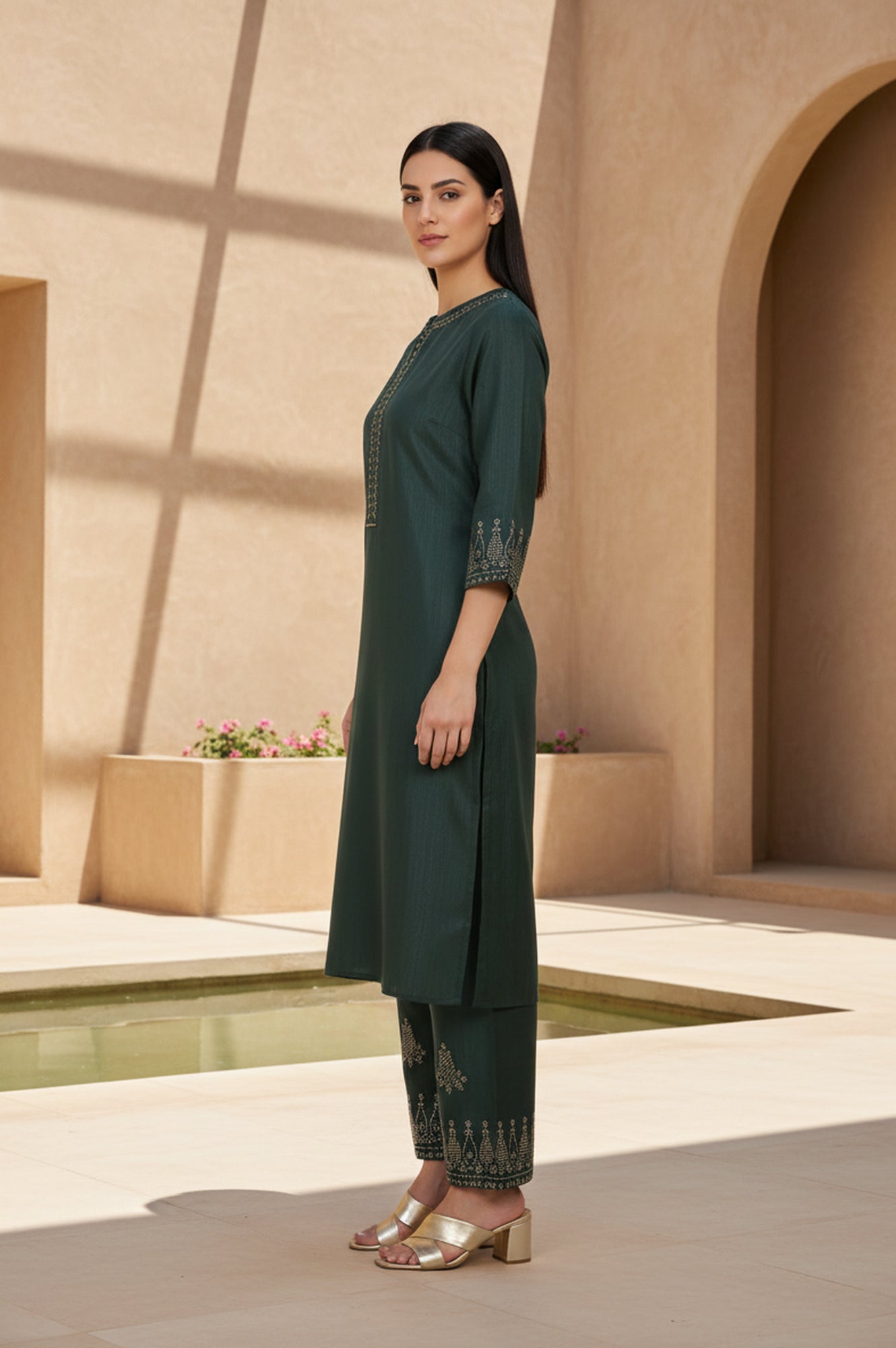 Green Mukaish Embellished Straight Kurta and Straight Pants Co-ord Set