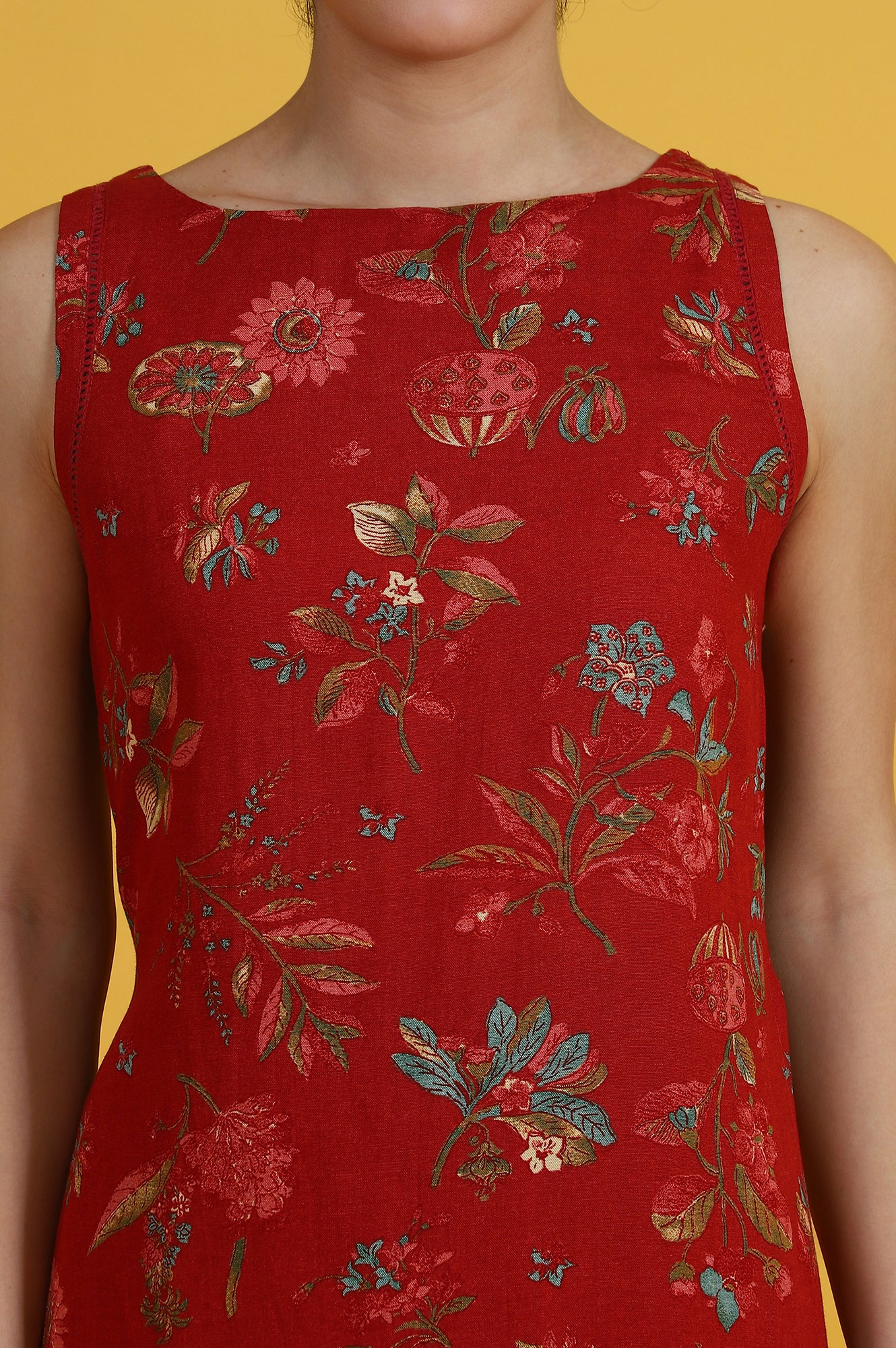 Red Floral Printed Sleeveless A-line Kurta and Flared Pants Co-ord Set