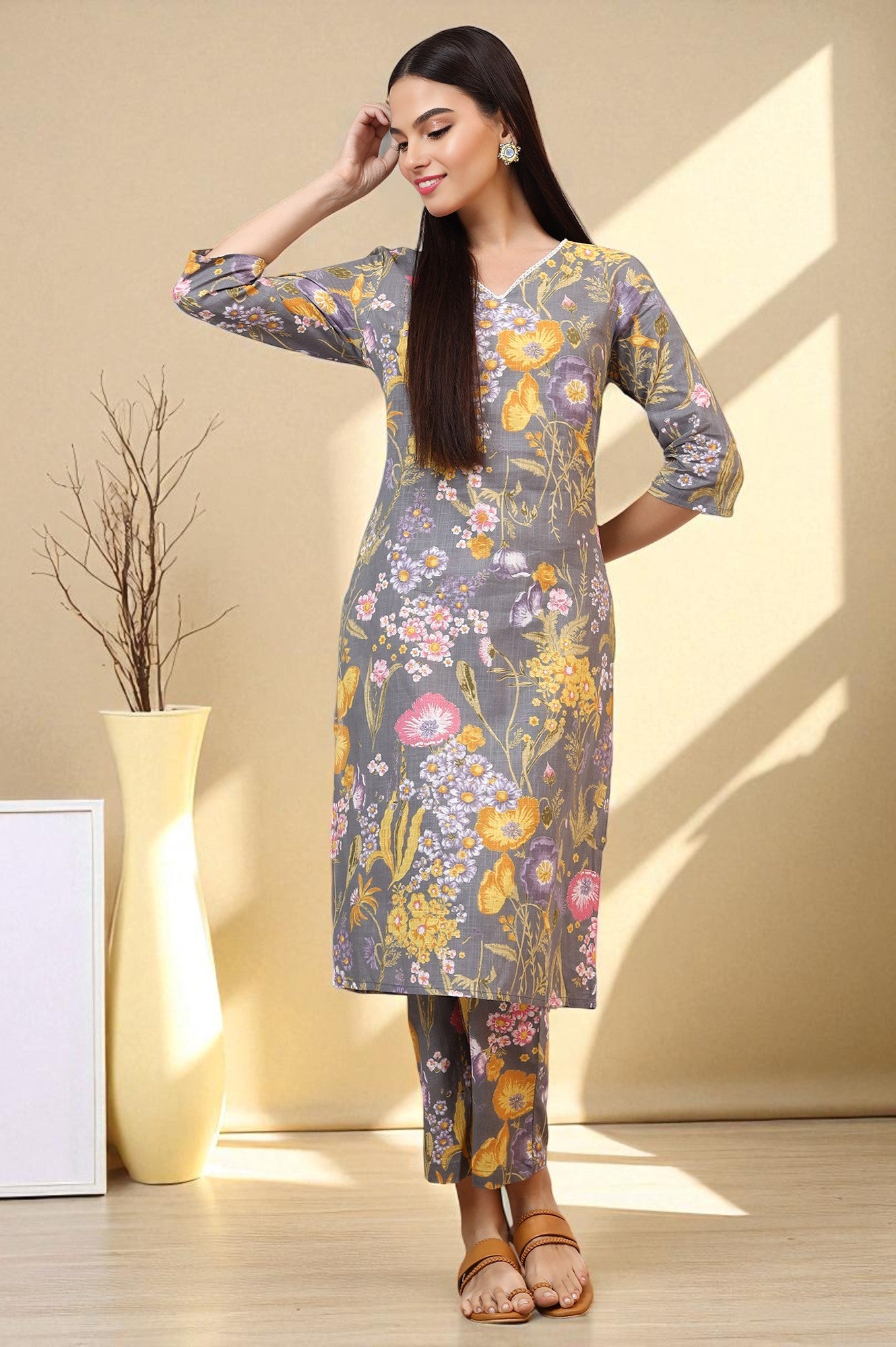 Grey Floral Printed Pure Cotton Straight Kurta and Pants Co-ord Set