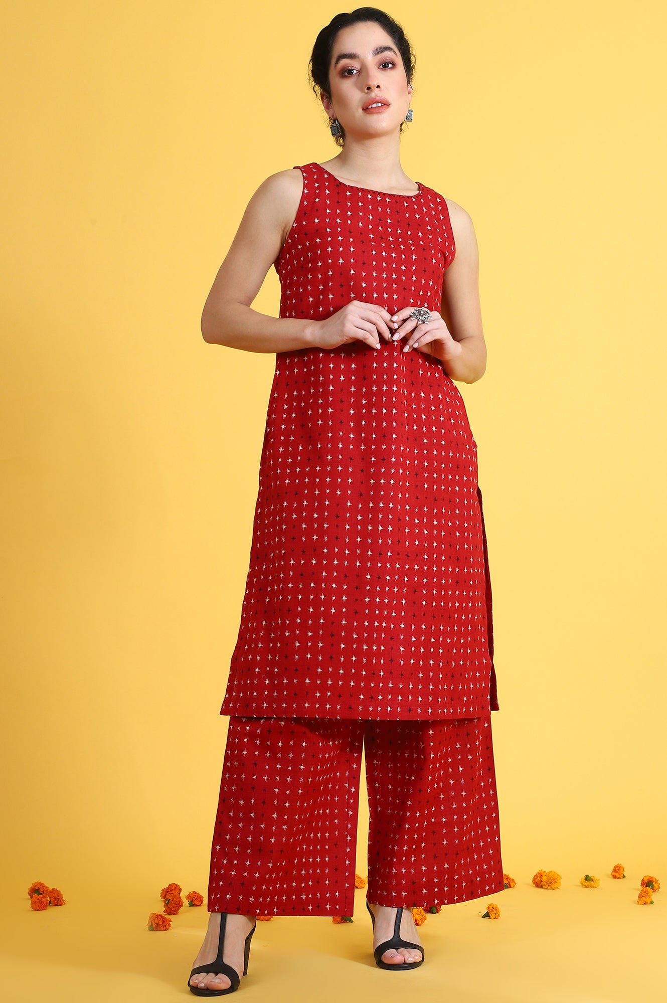 Red Abstract Printed Cotton Flax Sleeveless Straight Kurta and Pants Co-ord Set