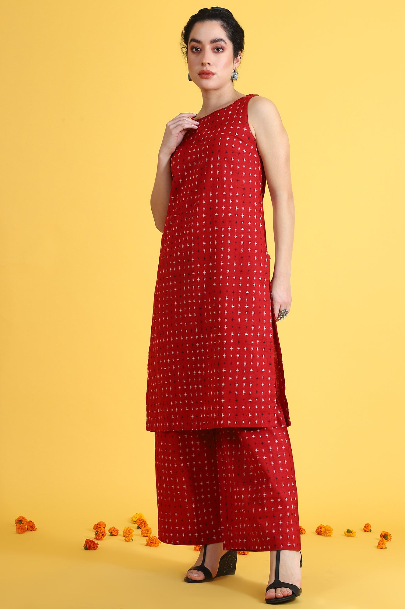 Red Abstract Printed Cotton Flax Sleeveless Straight Kurta and Pants Co-ord Set