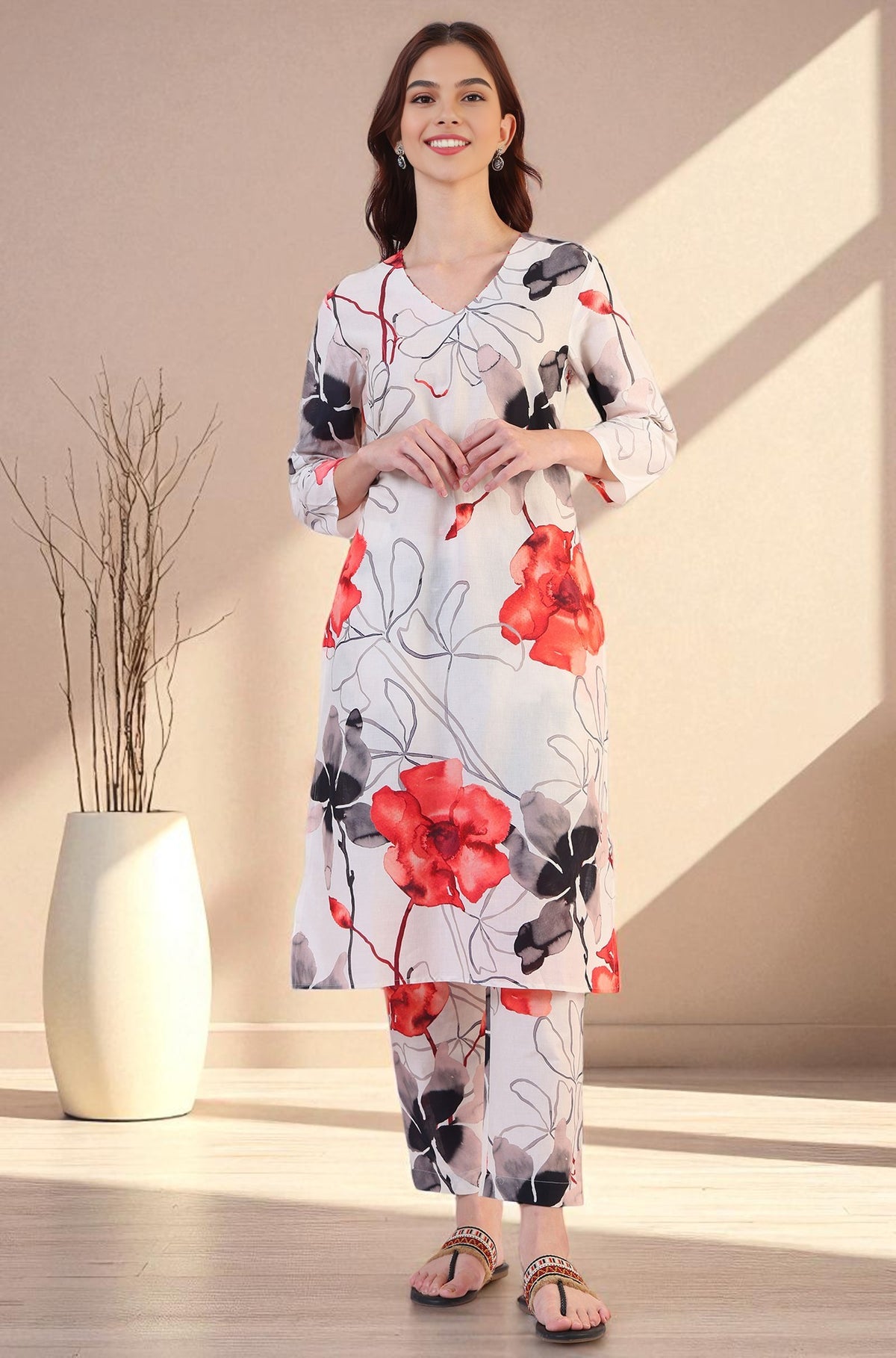 White Bold Floral Printed Pure Cotton Straight Kurta and Pants Co-ord Set - S