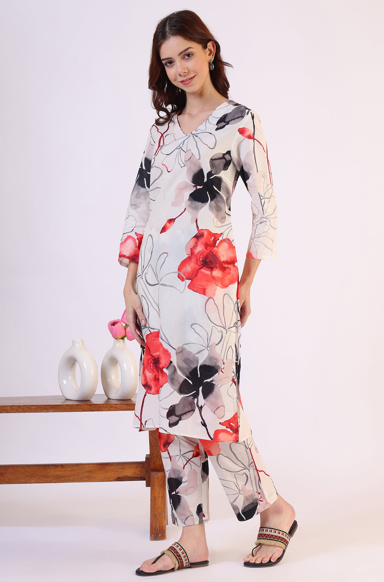 White Bold Floral Printed Pure Cotton Straight Kurta and Pants Co-ord Set
